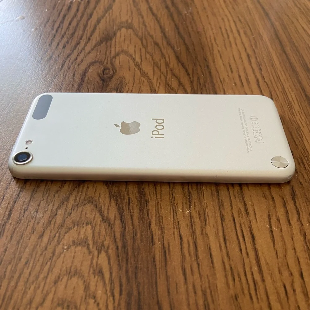 Apple iPod Touch 5th generation
